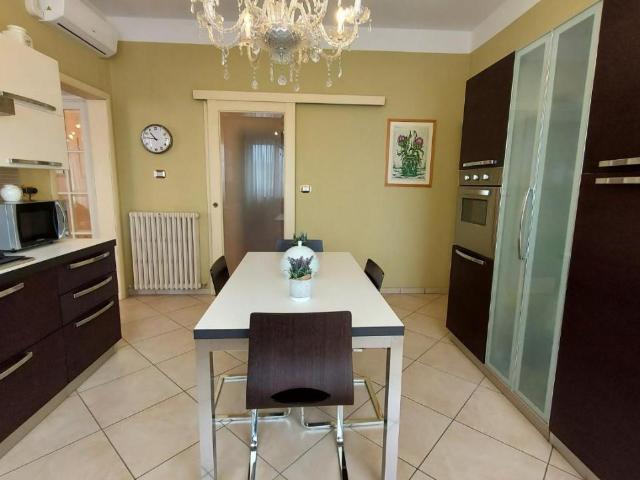 Villa Indipendente in vendita a Sant'Alessio, Bagni Di Lucca Ponte