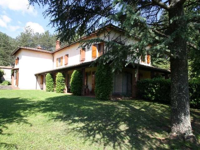 Villa Indipendente in vendita a San Michele in Escheto, Bagni Di Lucca Ponte