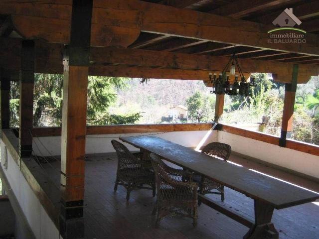 Villa Indipendente in vendita a Sant'Ilario di Brancoli, Bagni Di Lucca Ponte