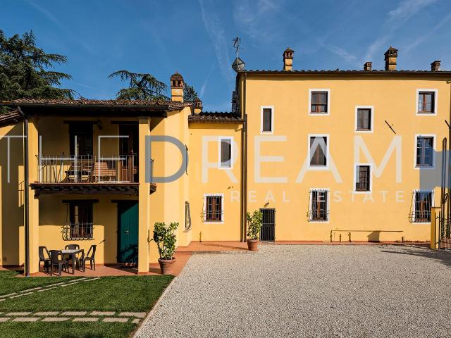 Villa Indipendente in vendita a Bagni Di Lucca Ponte, Toscana
