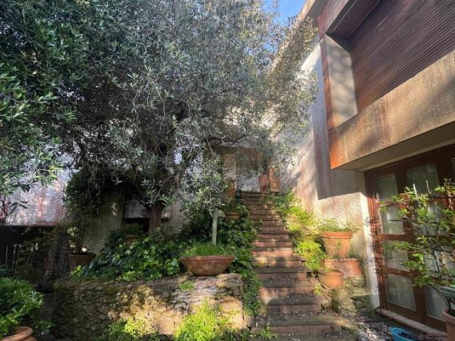 Villa Indipendente in vendita a Santa Maria del Giudice, Lucca