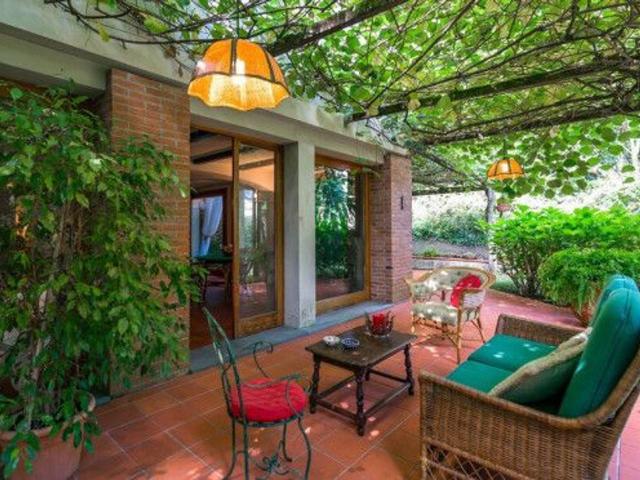 Villa Indipendente in vendita a Sant'Alessio, Bagni Di Lucca Ponte