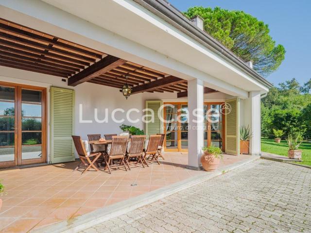 Villa Indipendente in vendita a Sant'Alessio, Bagni Di Lucca Ponte
