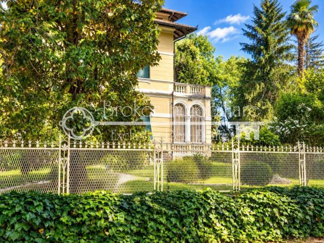 Villa Indipendente in vendita a Ponte San Pietro, Lucca