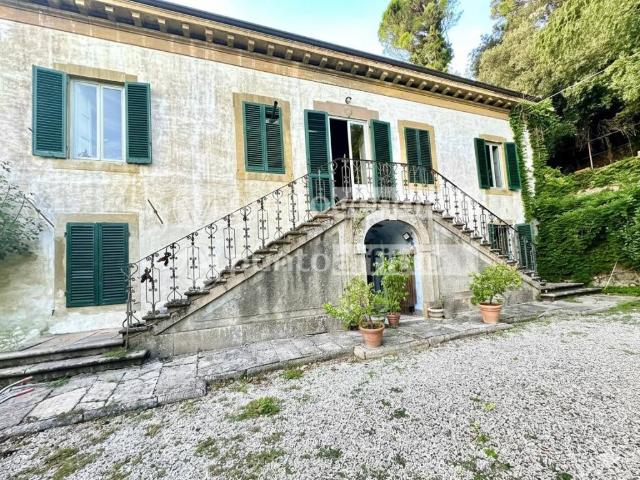 Villa Indipendente in vendita a Cappella, Bagni Di Lucca Ponte