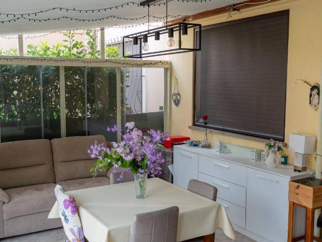 Villa Indipendente in vendita a Sorbano del Vescovo, Lucca