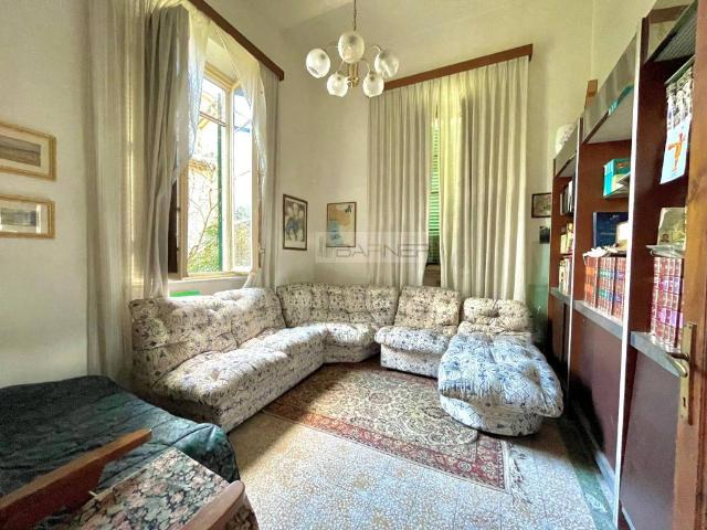 Villa Indipendente in vendita a Nozzano San Pietro, Bagni Di Lucca Ponte