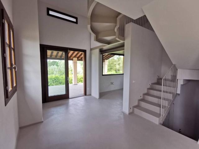 Villa Indipendente in vendita a Sant'Alessio, Bagni Di Lucca Ponte