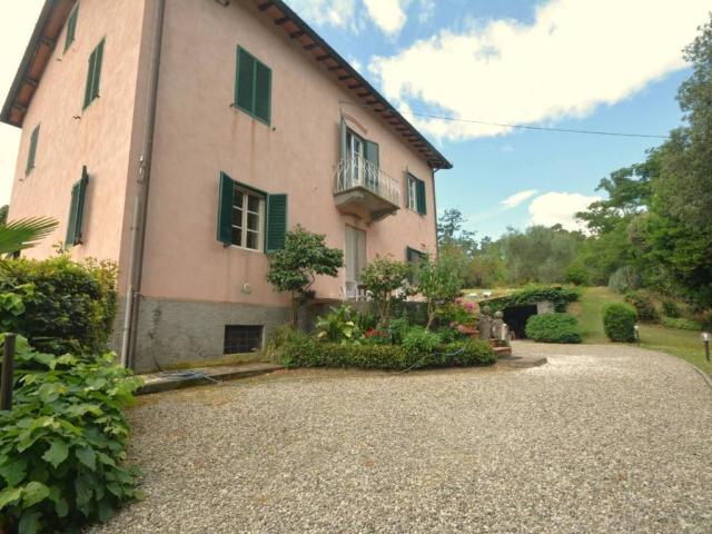 Villa Indipendente in vendita a San Macario in Piano, Bagni Di Lucca Ponte