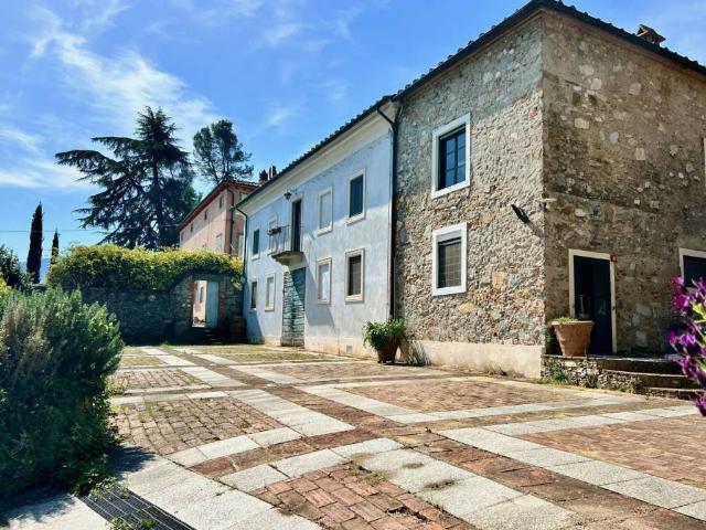 Villa Indipendente in vendita a Bagni Di Lucca Ponte, Toscana