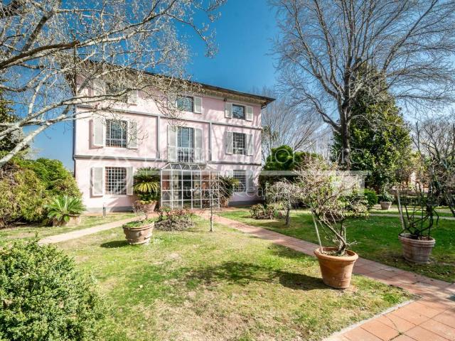 Villa Indipendente in vendita a Vicopelago, Bagni Di Lucca Ponte