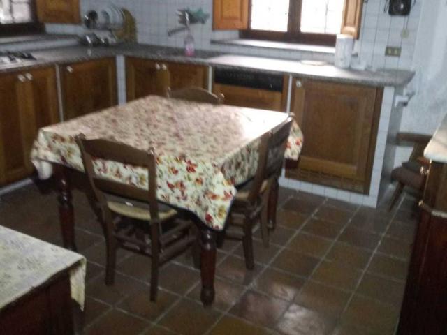 Villa Indipendente in vendita a Corte Pistelloni, Lucca