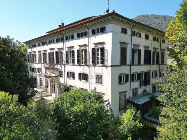 Villa Indipendente in vendita a San Michele in Escheto, Bagni Di Lucca Ponte