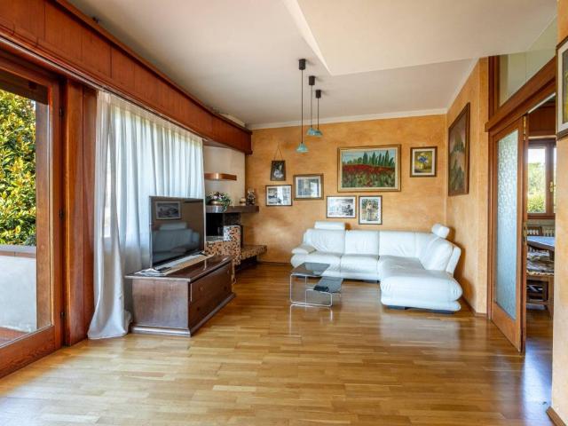 Villa Indipendente in vendita a Nave, Bagni Di Lucca Ponte