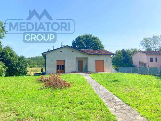 Villa Indipendente in vendita a Santa Maria a Colle, Bagni Di Lucca Ponte