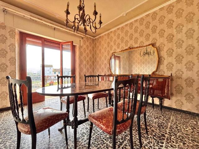 Villa Indipendente in vendita a Bagni Di Lucca Ponte, Toscana