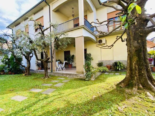 Villa Indipendente in vendita a Santissima Annunziata, Bagni Di Lucca Ponte