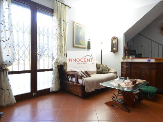 Villa Indipendente in vendita a Santa Maria a Colle, Bagni Di Lucca Ponte