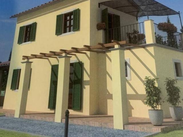 Villa Indipendente in vendita a Corte Dovichetti, Bagni Di Lucca Ponte