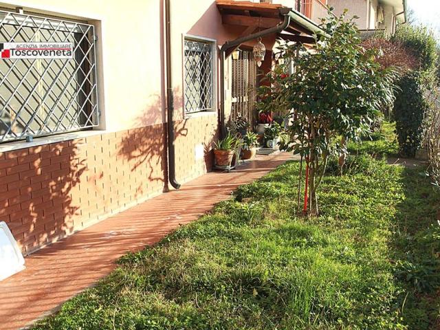 Villa Indipendente in vendita a Sant'Anna, Bagni Di Lucca Ponte