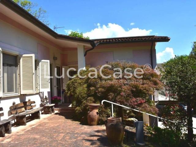 Villa Indipendente in vendita a Farneta, Bagni Di Lucca Ponte