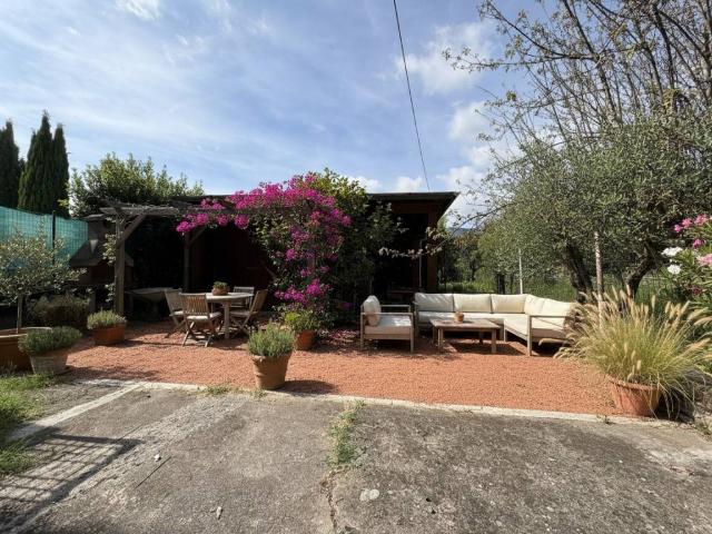 Villa Indipendente in vendita a Sant'Anna, Bagni Di Lucca Ponte