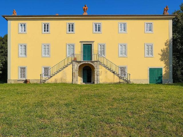 Villa Indipendente in vendita a Nozzano San Pietro, Bagni Di Lucca Ponte