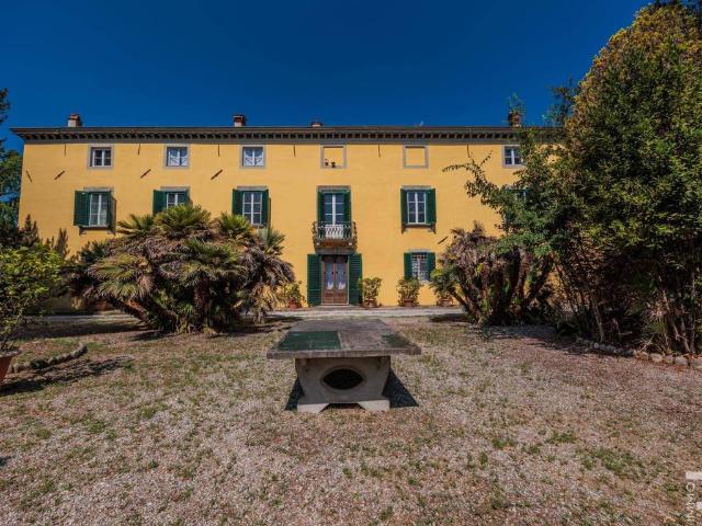 Villa Indipendente in vendita a Nozzano San Pietro, Bagni Di Lucca Ponte
