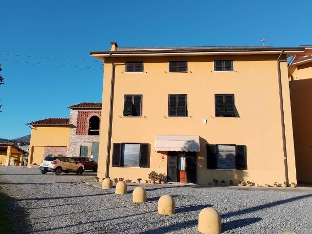 Villa Indipendente in vendita a San Cassiano di Moriano, Bagni Di Lucca Ponte