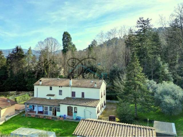 Villa Indipendente in vendita a Meati, Bagni Di Lucca Ponte