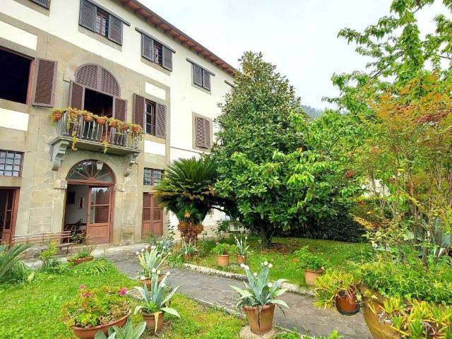 Villa Indipendente in vendita a San Pancrazio, Bagni Di Lucca Ponte