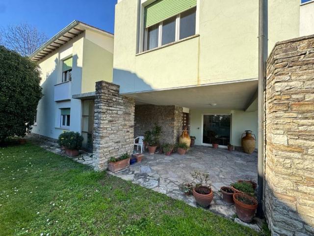 Villa Indipendente in vendita a Sant'Anna, Bagni Di Lucca Ponte