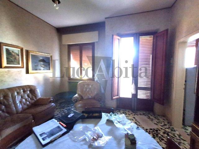 Villa Indipendente in vendita a Ponte a Moriano, Lucca