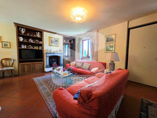 Villa Indipendente in vendita a San Gemignano di Moriano, Lucca