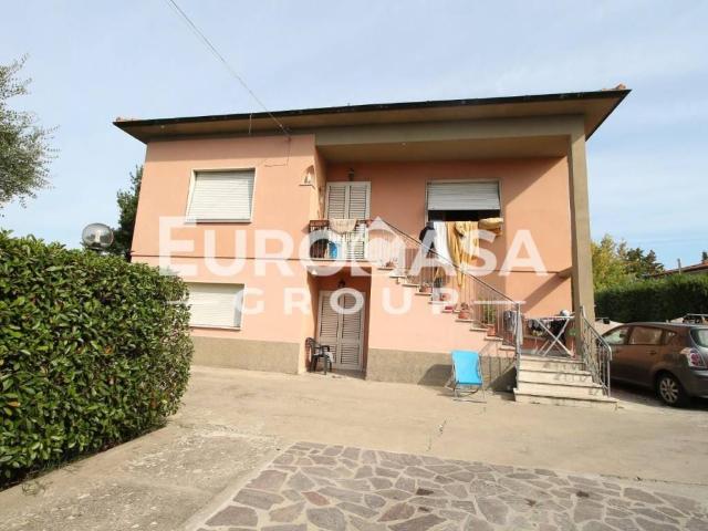 Villa Indipendente in vendita a Tempagnano di Lunata, Bagni Di Lucca Ponte