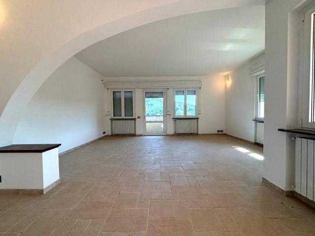 Villa Indipendente in vendita a Balbano, Bagni Di Lucca Ponte