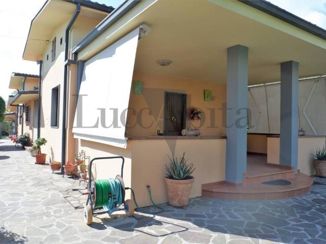 Villa Indipendente in vendita a San Concordio, Bagni Di Lucca Ponte