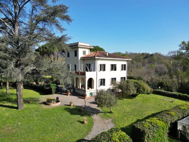 Villa Indipendente in vendita a Sant'Alessio, Bagni Di Lucca Ponte