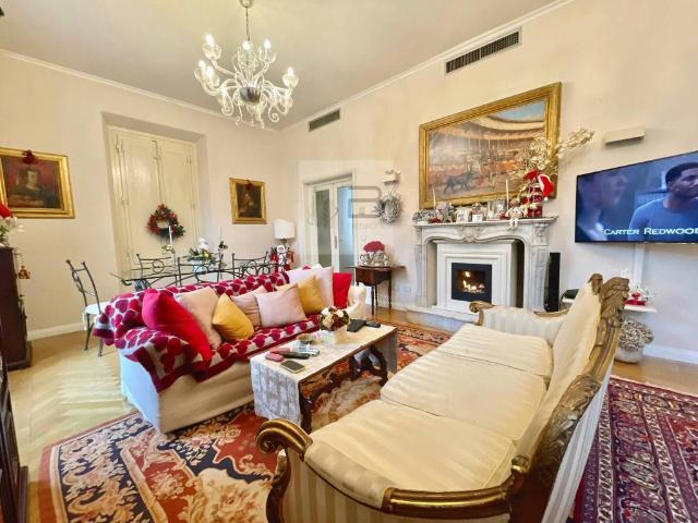 Villa Indipendente in vendita a Bagni Di Lucca Ponte, Toscana