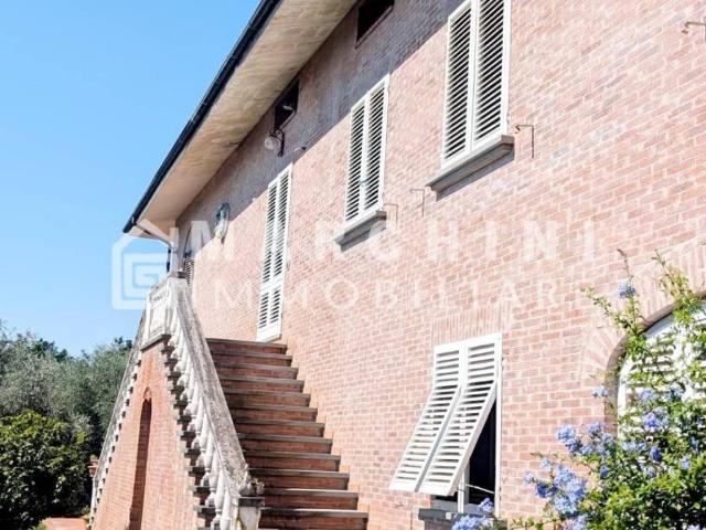 Villa Indipendente in vendita a Bagni Di Lucca Ponte, Toscana