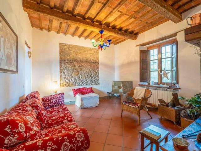 Villa Indipendente in vendita a Unione dei comuni Media Valle del Serchio, Barga