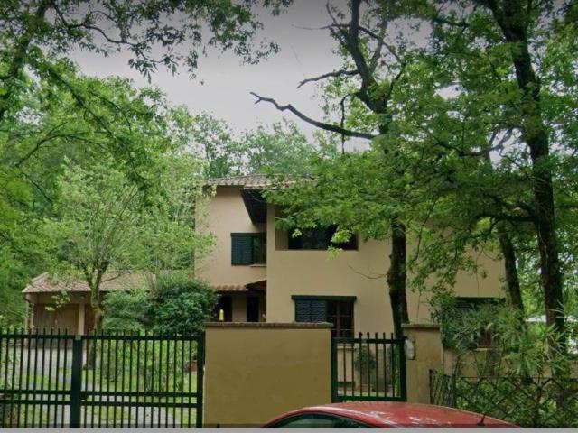 Villa Indipendente in vendita a Sant'Alessio, Bagni Di Lucca Ponte