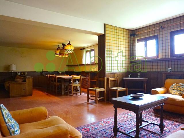 Villa Indipendente in vendita a Sant'Alessio, Bagni Di Lucca Ponte
