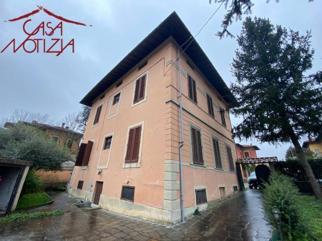 Villa Indipendente in vendita a Sant'Anna, Bagni Di Lucca Ponte