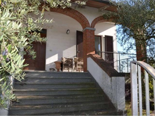 Villa Indipendente in vendita a Lucignano, Toscana