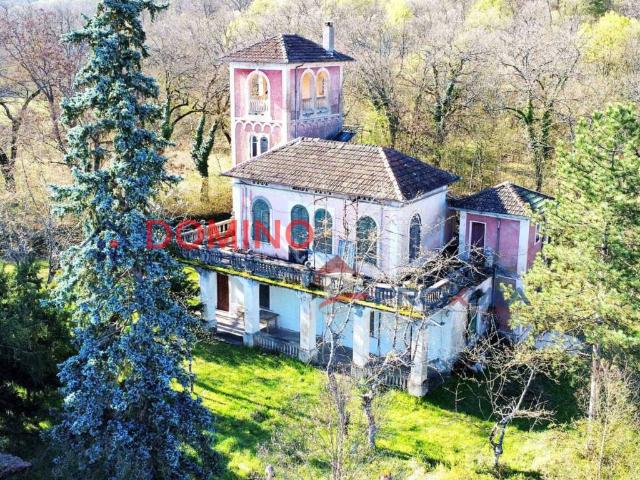 Villa Indipendente in vendita a Luco Dei Marsi, Abruzzo