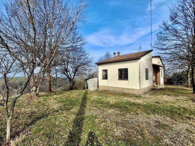 Villa Indipendente in vendita a Lugagnano Val D'arda, Reggio Emilia
