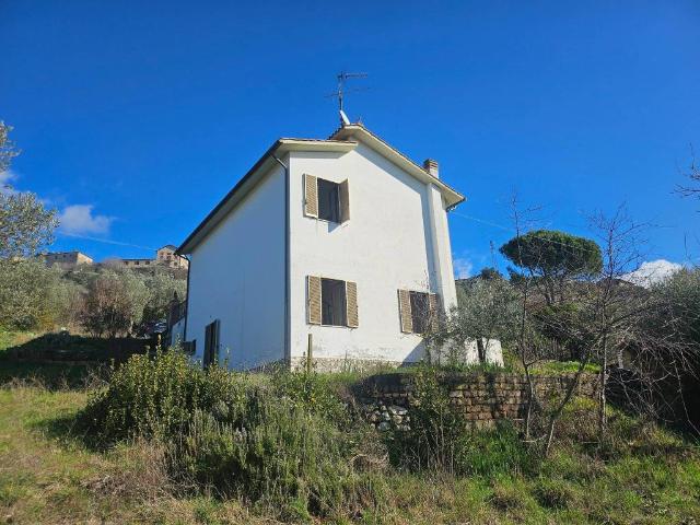 Villa Indipendente in vendita a Lugnano In Teverina, Umbria