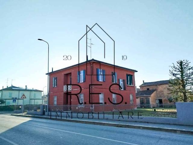 Villa Indipendente in vendita a Unione dei comuni della Bassa Romagna, Lugo