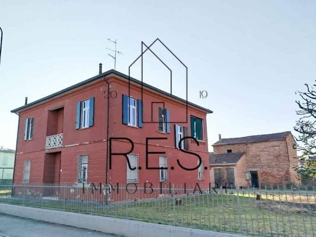 Villa Indipendente in vendita a Unione dei comuni della Bassa Romagna, Lugo